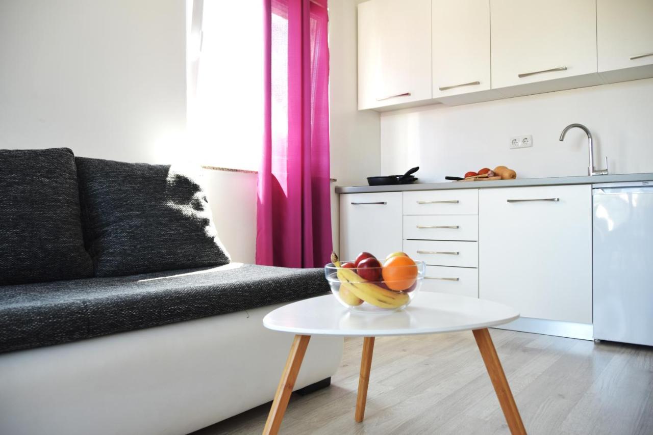 Rab Apartments Aurora Rab Town Eksteriør bilde